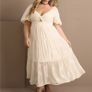 Elegant Cream Women's Dress